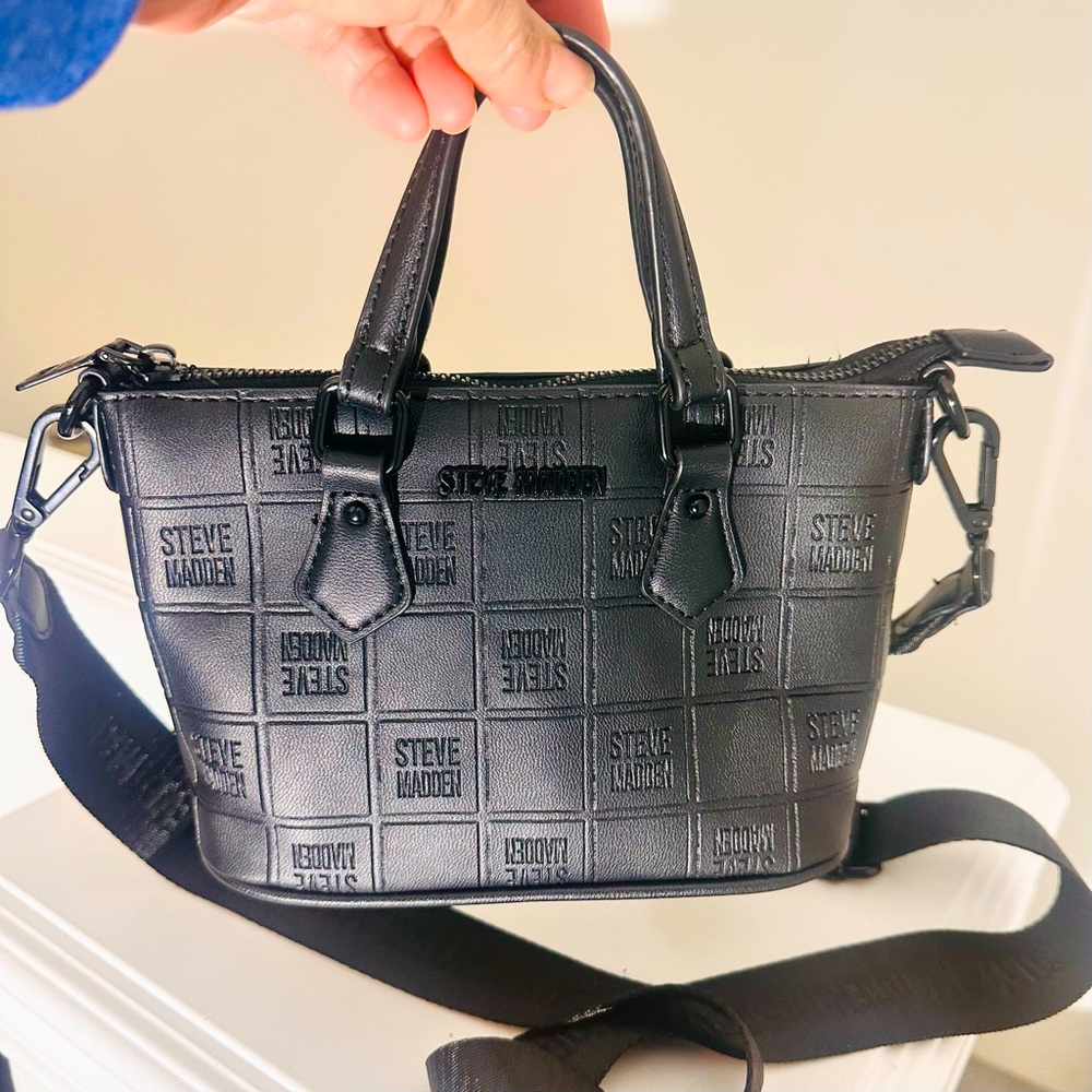 NEW Mini Steve Madden Crossbody Bag, Purse, Black Color‎ small